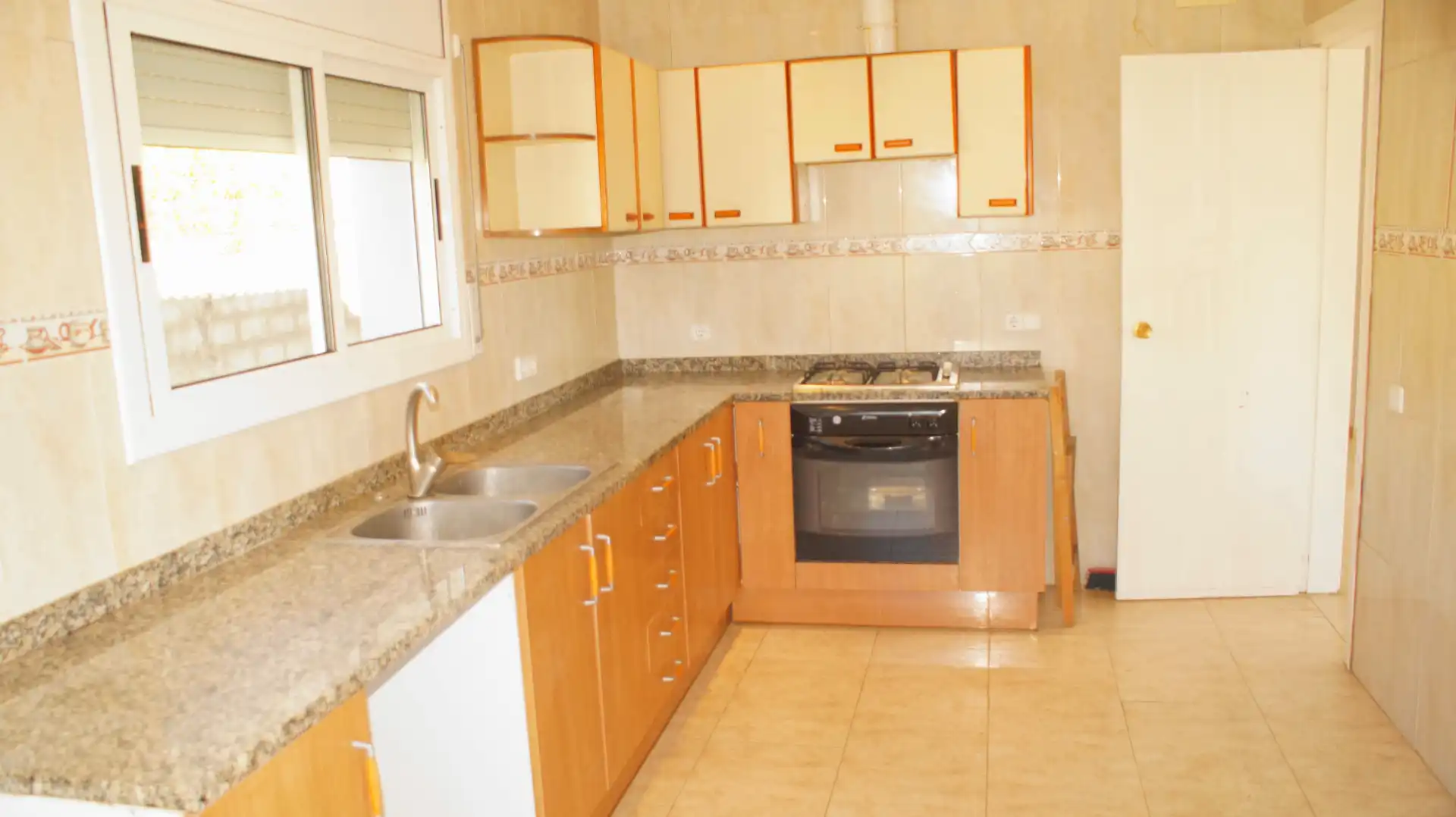 Kitchen of Houses for rent to own in Santa Eulàlia de Ronçana  with Private garden, Terrace and Swimming Pool
