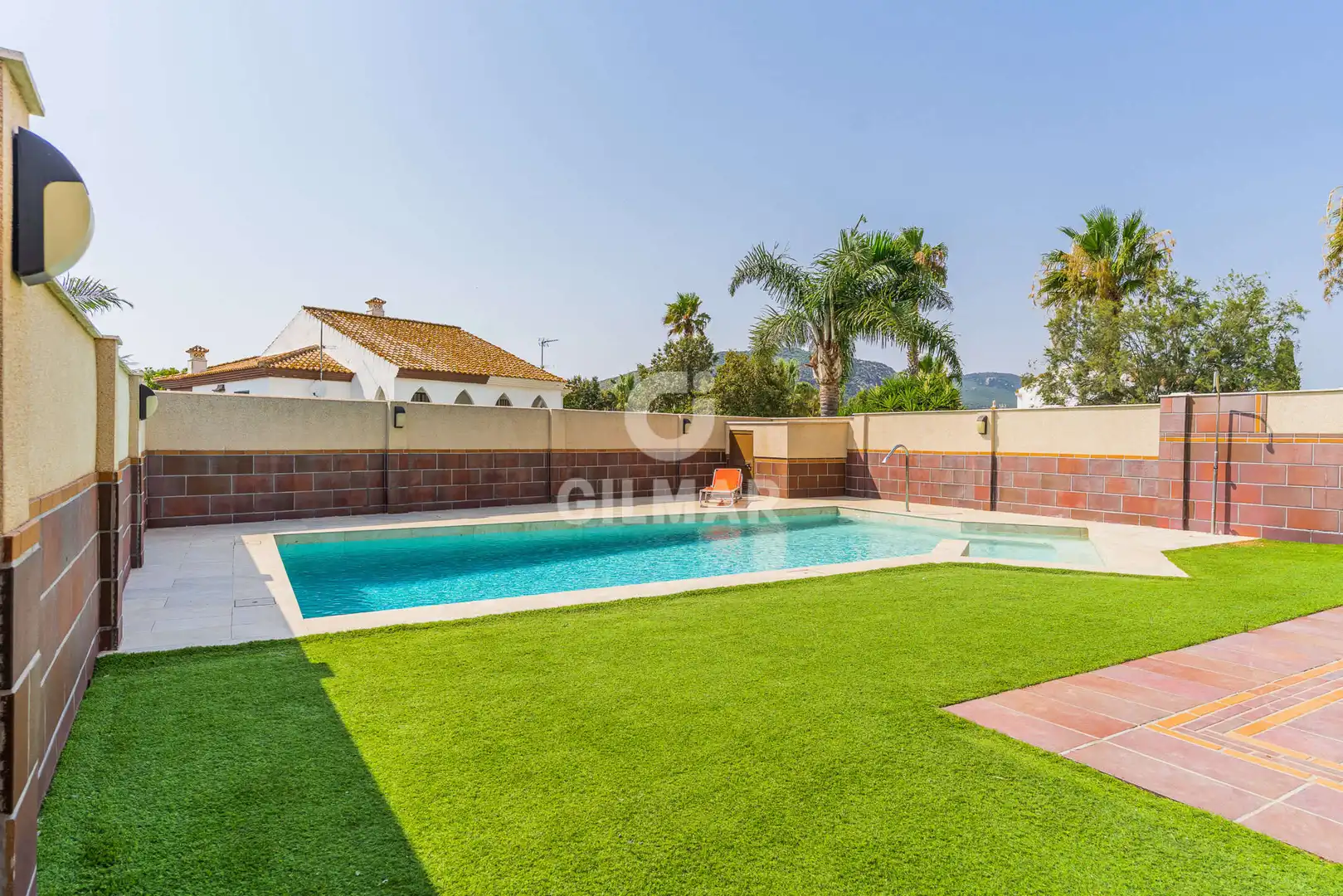 Jardí de Casa adosada en venda en Zahara de los Atunes amb Calefacció, Jardí privat i Piscina