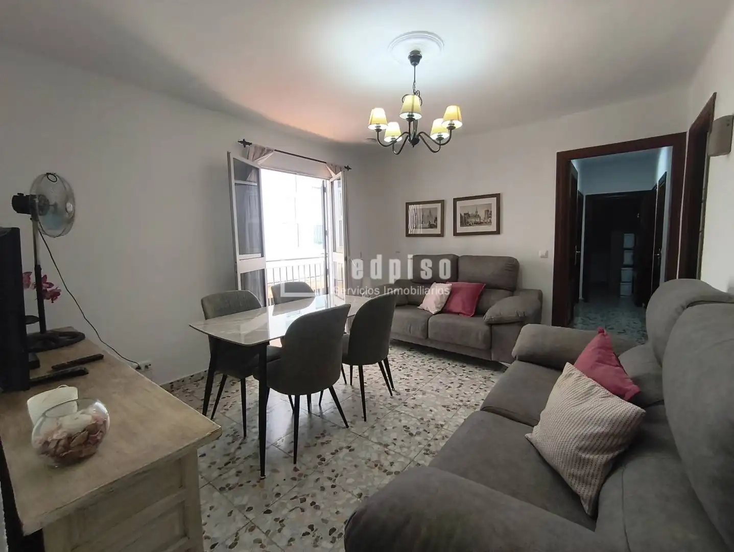 Sala d'estar de Pis en venda en  Sevilla Capital amb Aire condicionat, Calefacció i Terrassa