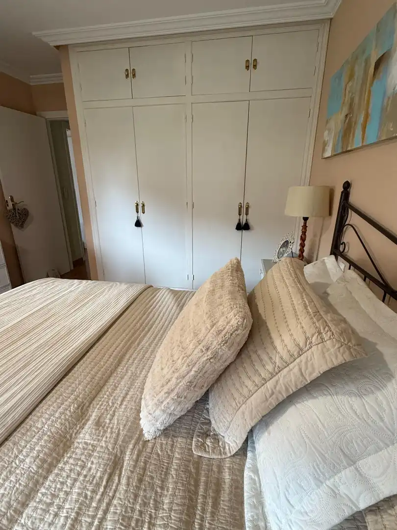 Habitación de Casa adosada en venta en Sant Joan d'Alacant con Jardín privado y Piscina comunitaria