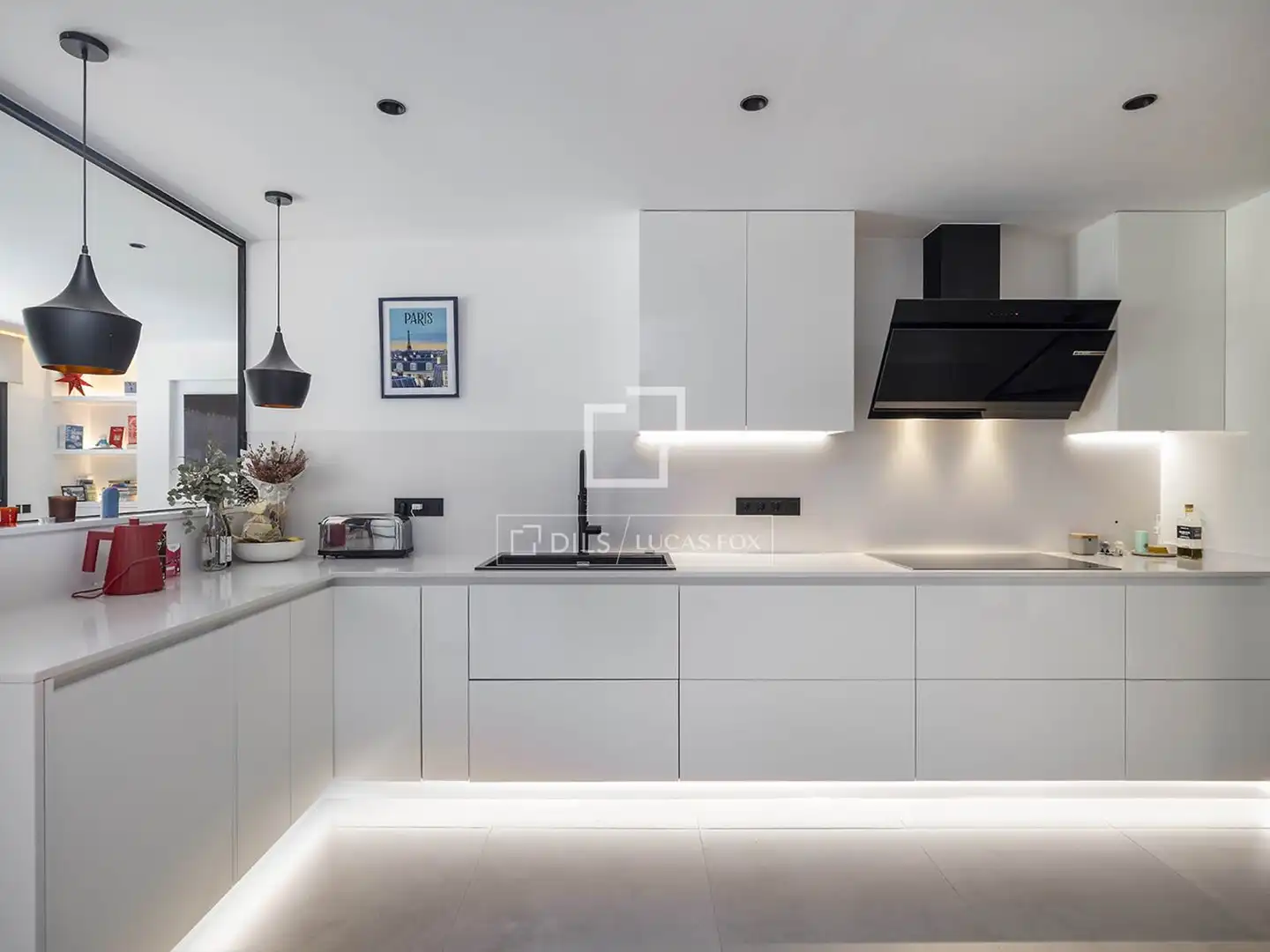 Cocina de Piso en venta en Barcelona con Aire acondicionado, Calefacción y Terraza