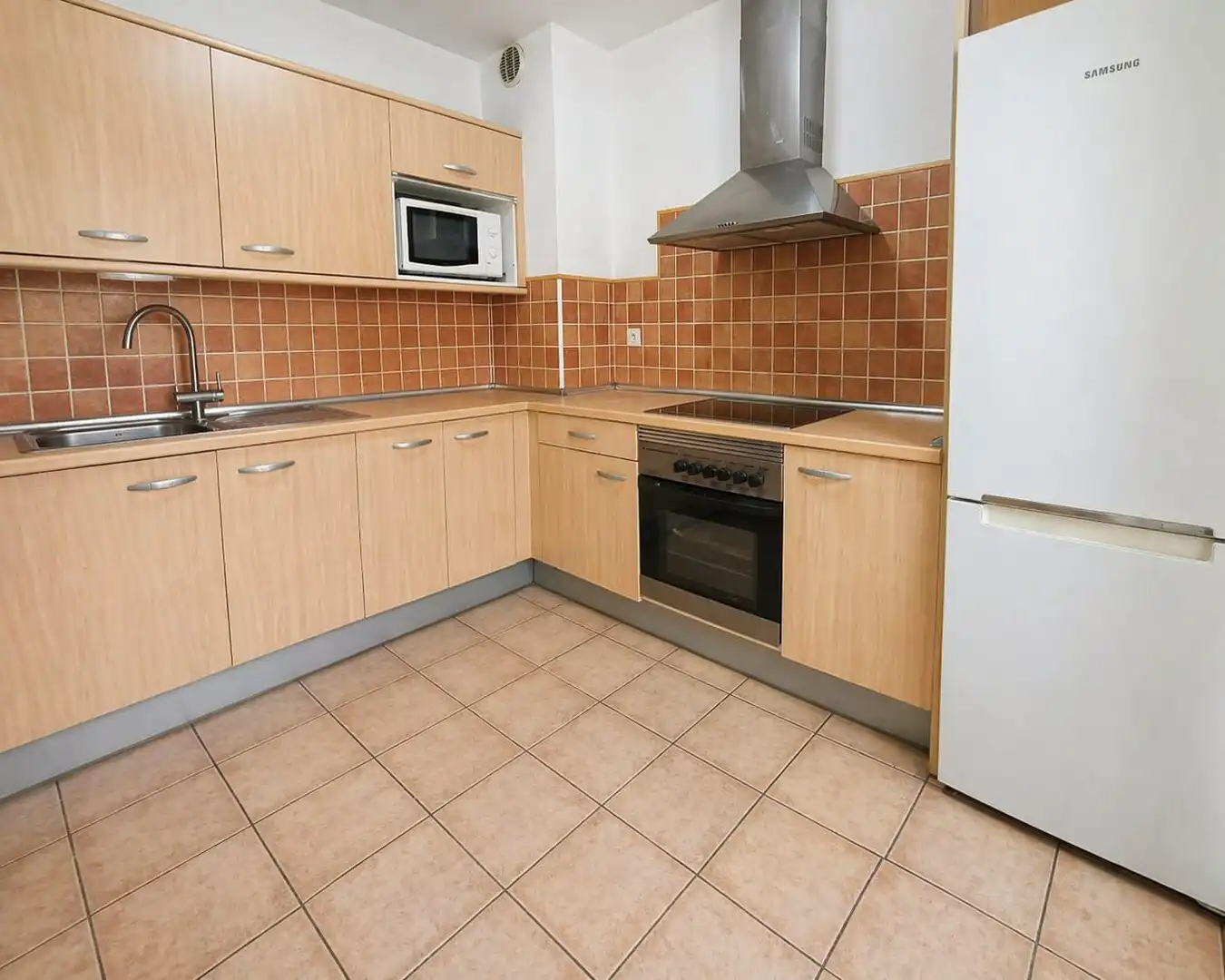 Cuina de Casa o xalet en venda en Agaete amb Jardí privat, Terrassa i Moblat