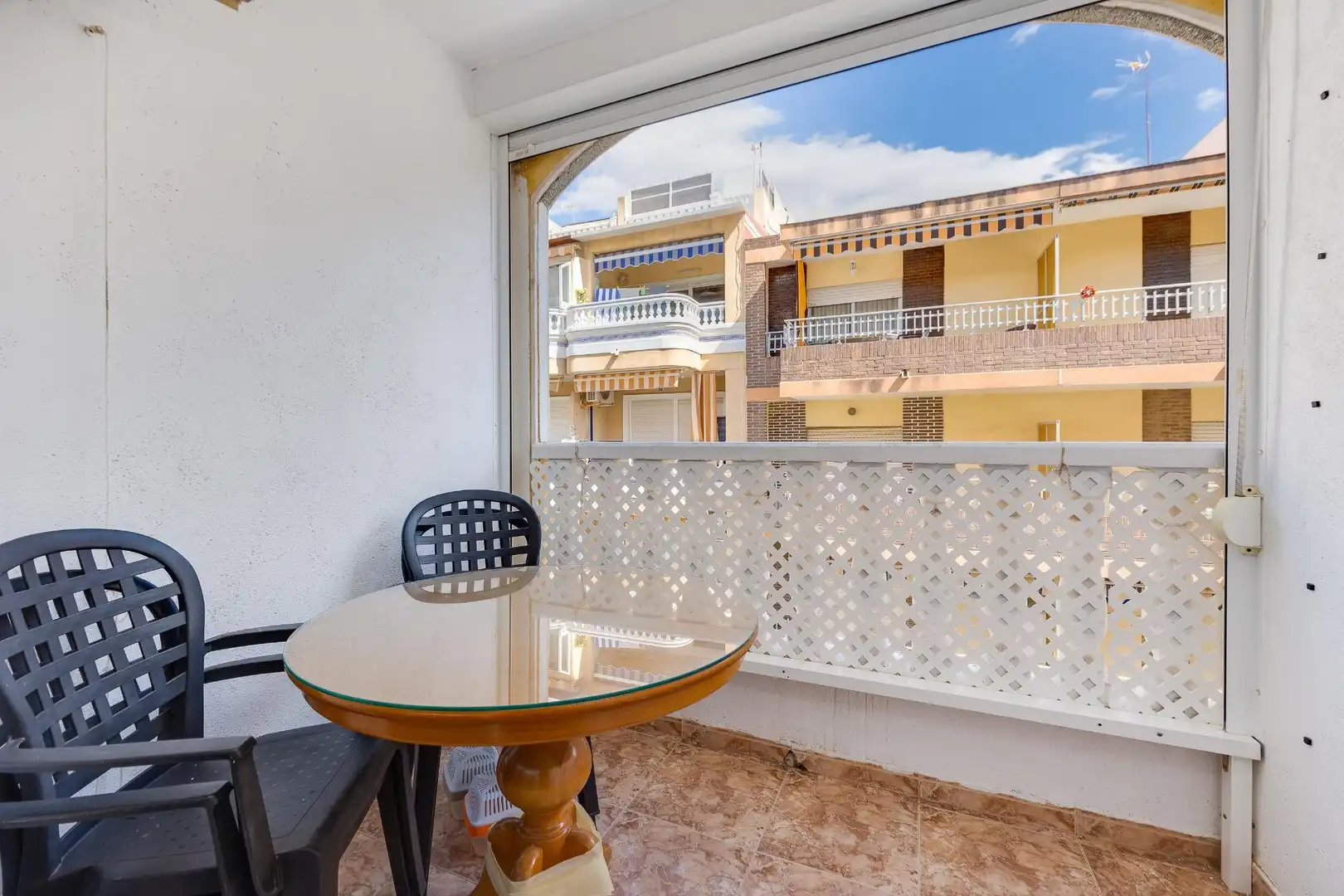 Apartamento con ascensor en venta en Calle RAMON GALLUD, imagen 2