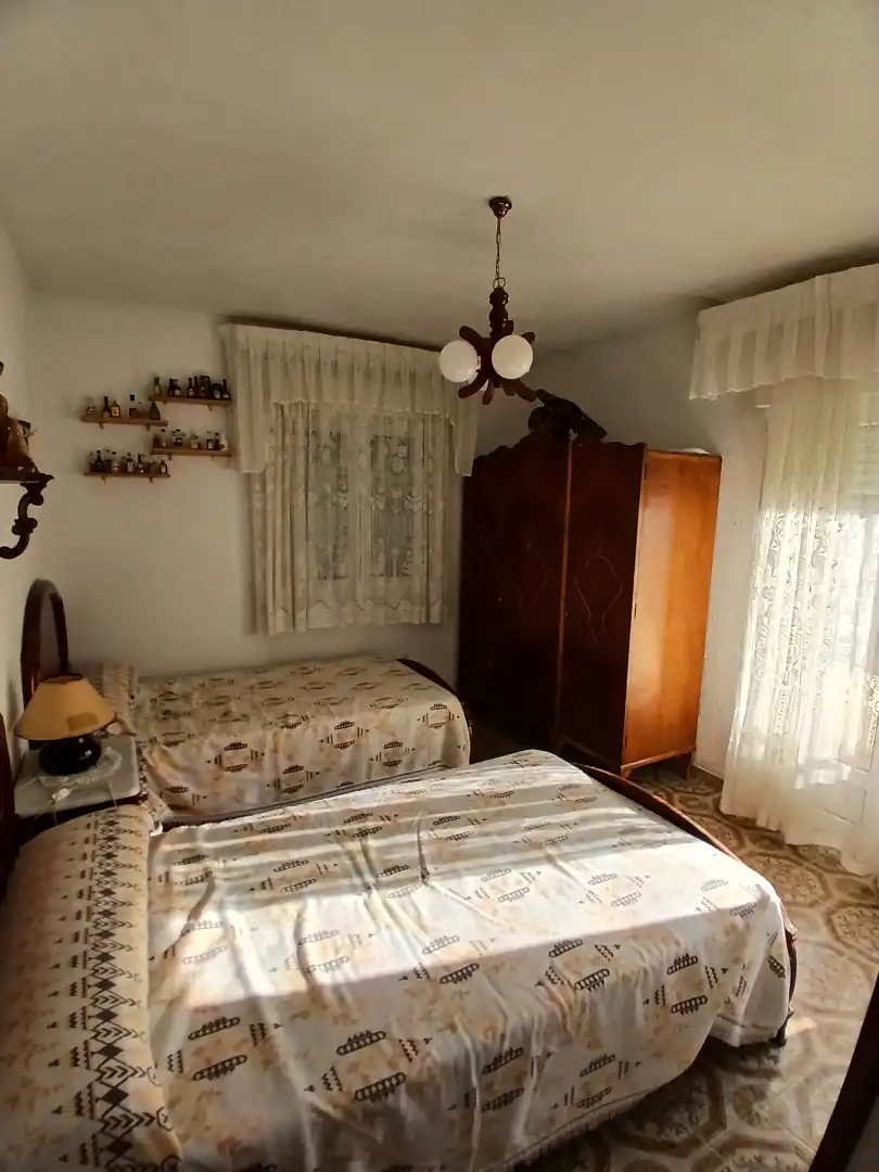 Dormitori de Casa o xalet en venda en Sorihuela amb Moblat i Balcó