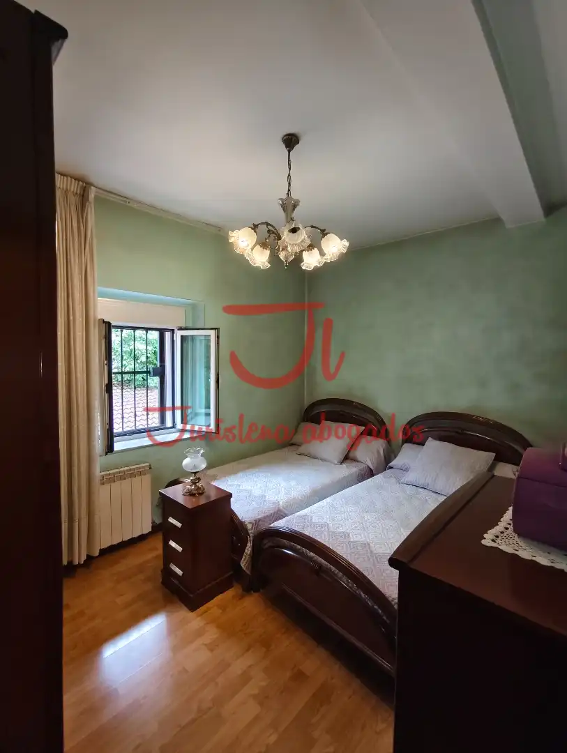Casa aparellada amb jardí en venda a Aldea Bustiello 31, imagen 13