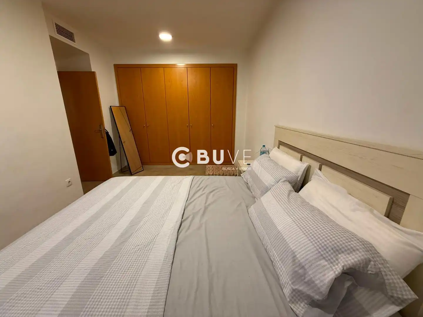 Bedroom of Flat for sale in Ador  with Air Conditioner, Terrace and Furnished