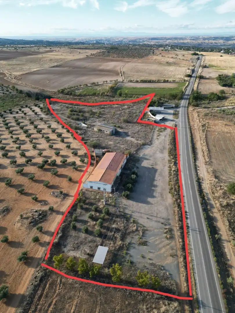 Residential for sale in Nambroca