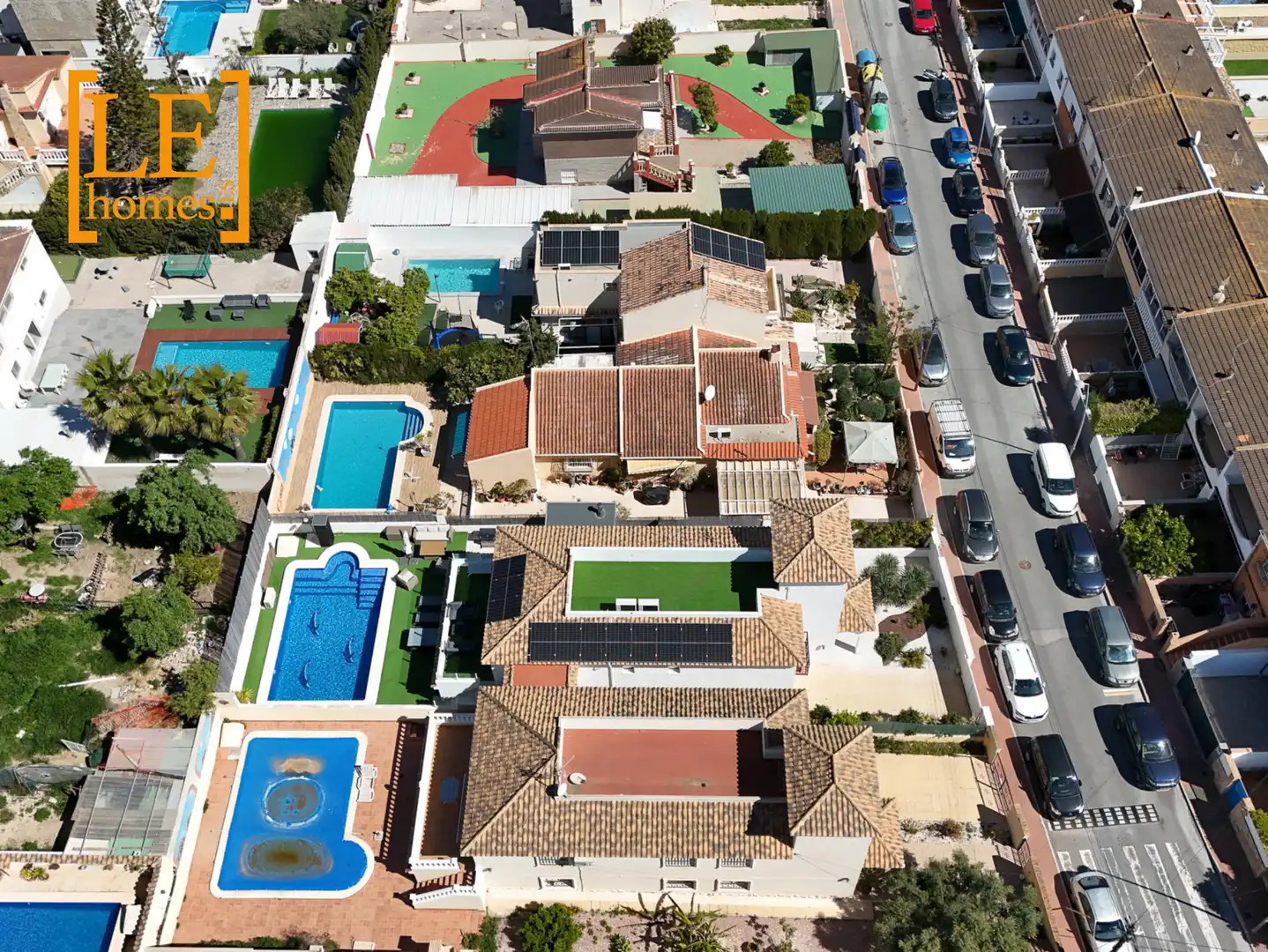 Vista exterior de Casa o chalet en venta en Torrevieja con Aire acondicionado, Calefacción y Jardín privado