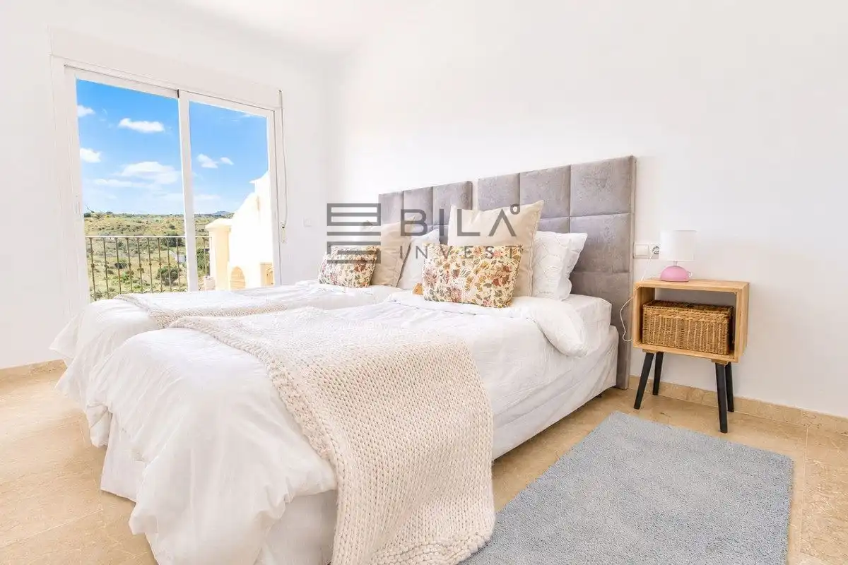 Dormitori de Casa adosada en venda en Mijas amb Traster, Piscina i Piscina comunitària