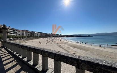 Vista exterior de Pis en venda en Sanxenxo