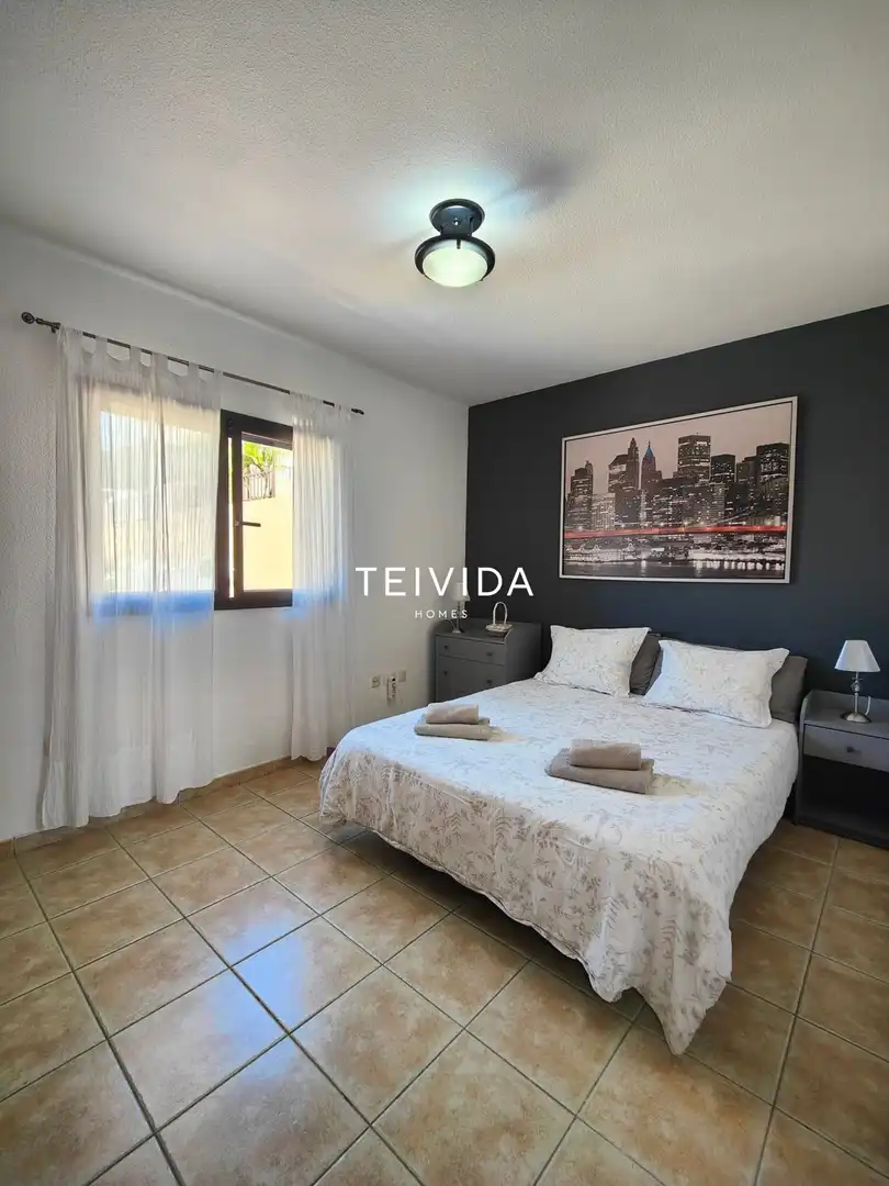 Dormitori de Casa adosada en venda en Candelaria amb Terrassa i Traster