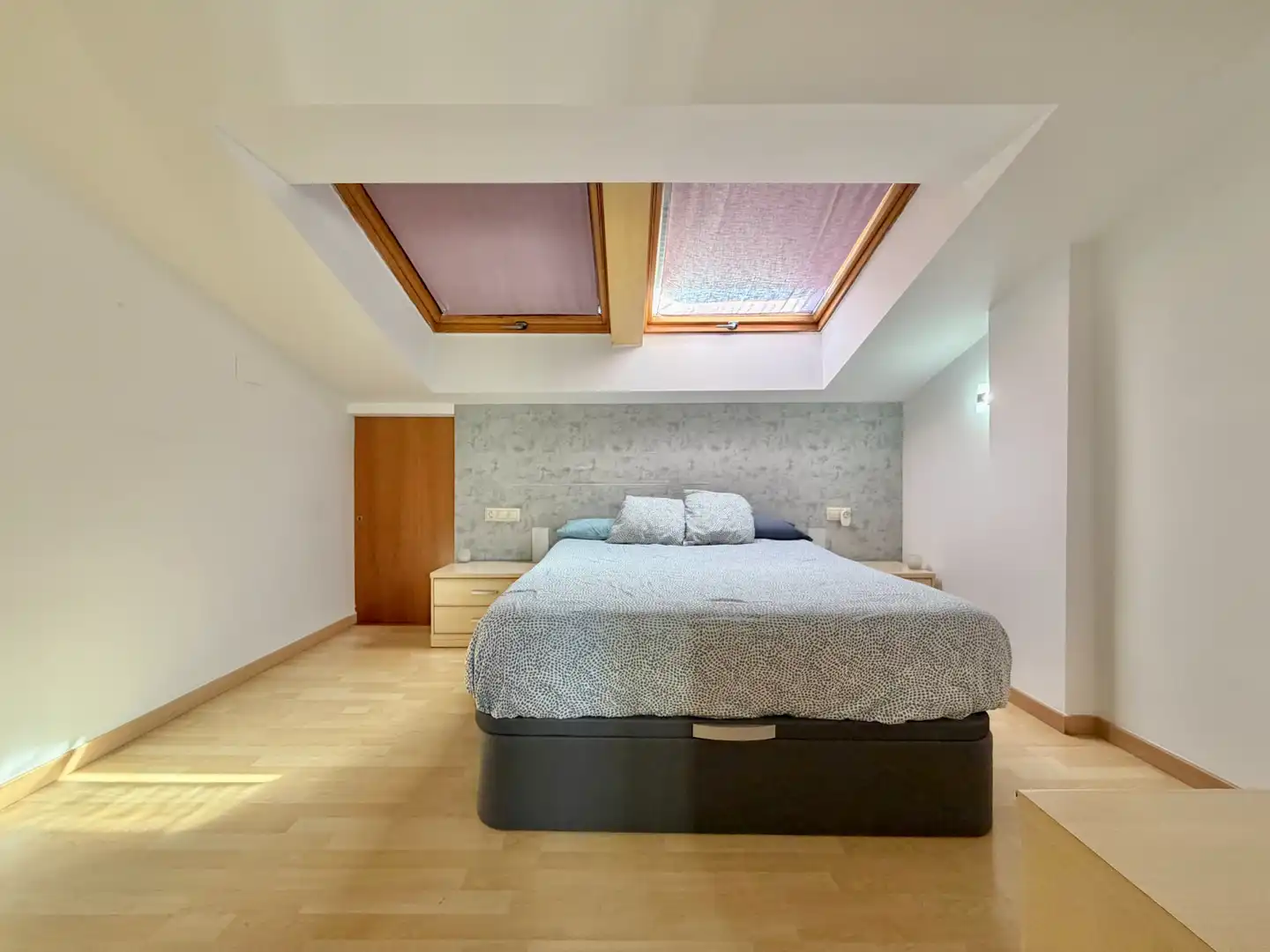 Bedroom of Duplexes for sale in Vilafranca del Penedès  with Air Conditioner, Heating and Terrace