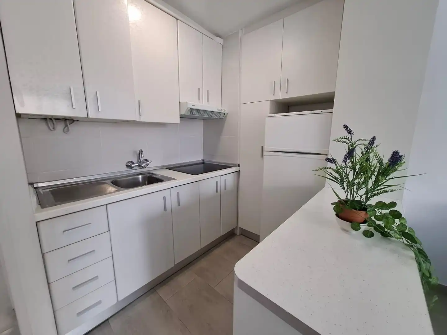 Flat with pool for sale in calle de Berna, imagen 12