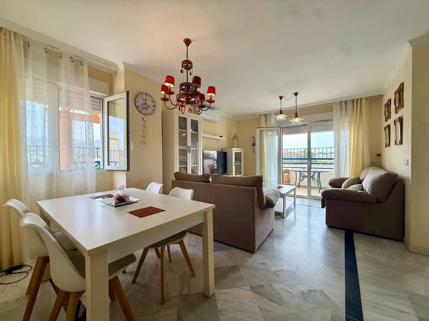 Wohnzimmer von Wohnung zur Miete in Algarrobo mit Terrasse