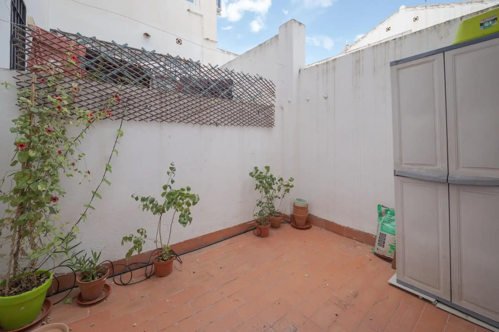 Terrace of Flat for sale in Genil