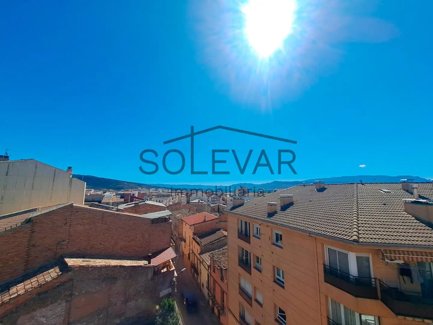 Außenansicht von Wohnung zum Verkauf in Tremp mit Klimaanlage, Heizung und Terrasse