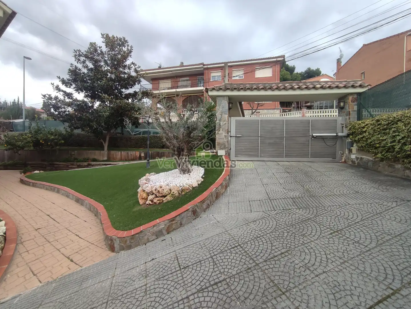 Vista exterior de Casa o xalet en venda en Abrera amb Aire condicionat, Calefacció i Jardí privat