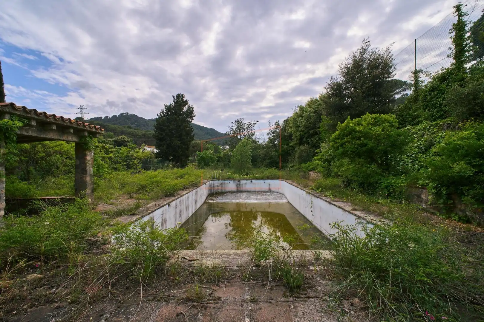 Piscina de Finca rústica en venda en Madrid amb Jardí privat