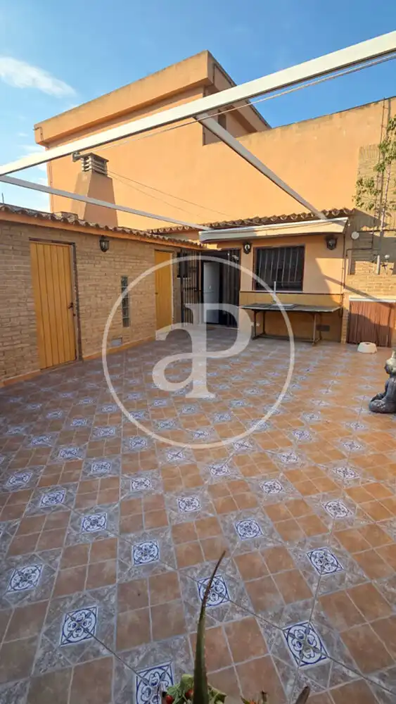 Terraza de Ático en venta en Picassent con Aire acondicionado, Calefacción y Jardín privado