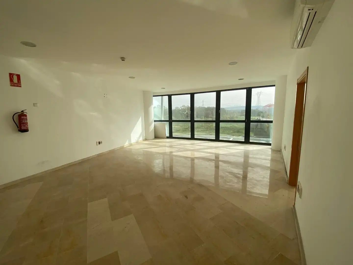 Büro mit Aufzug zur Miete in Los Barrios, imagen 7
