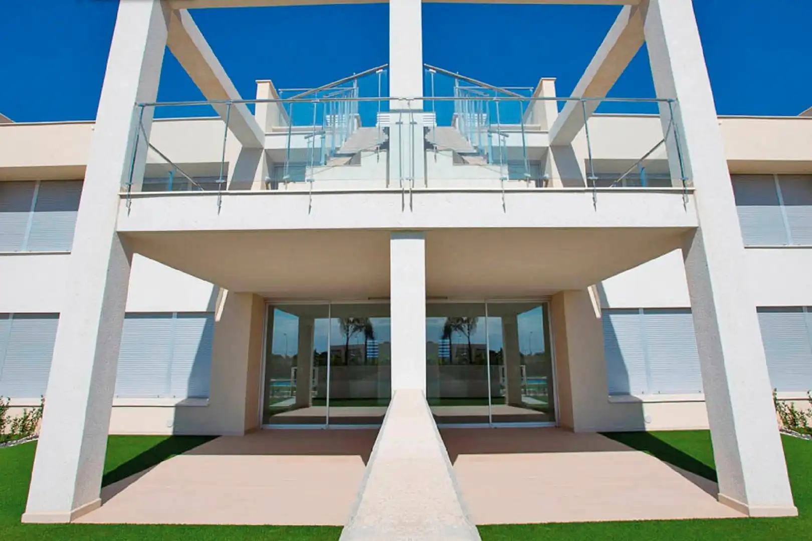 Vista exterior de Pis en venda en Cartagena amb Aire condicionat, Jardí privat i Terrassa