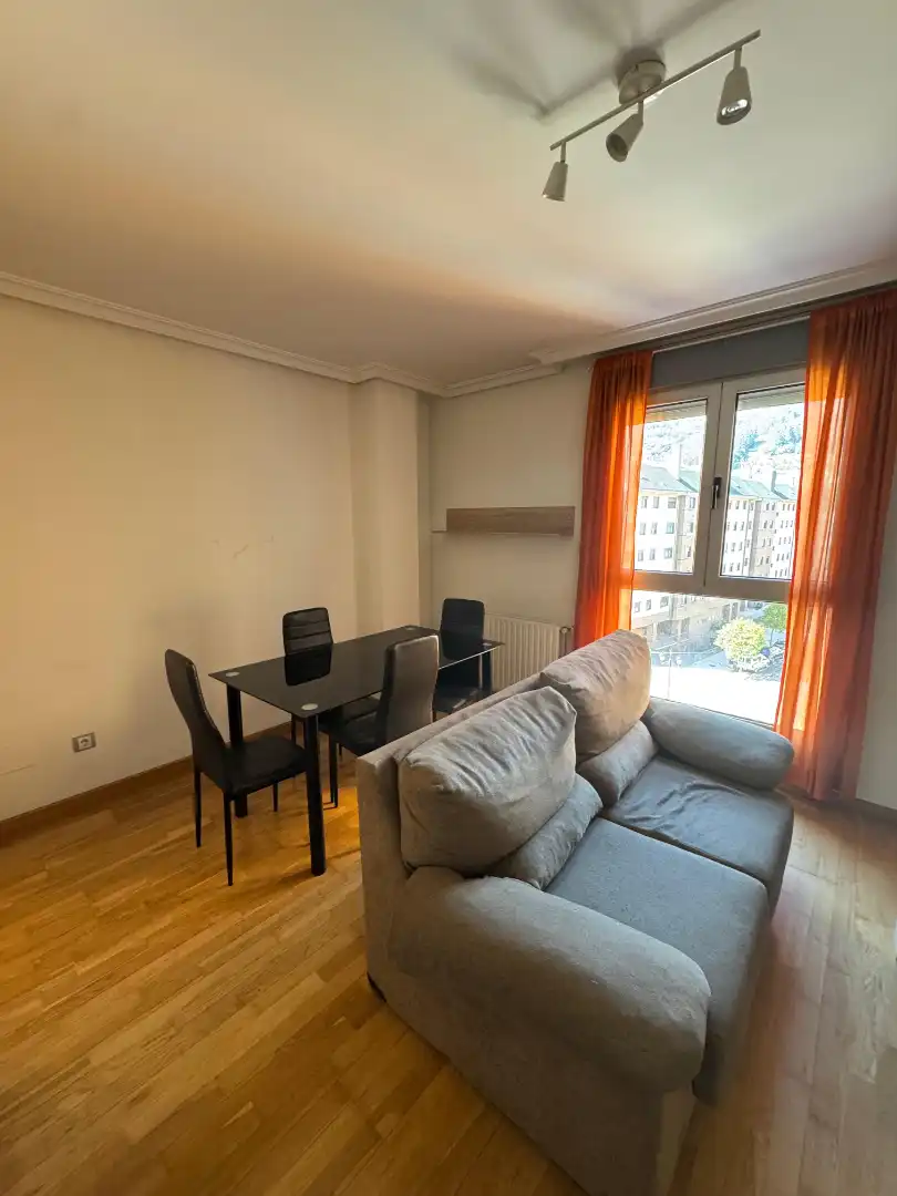 Appartement avec ascenseur à louer à Calle Daniel Moyano 8, imagen 3