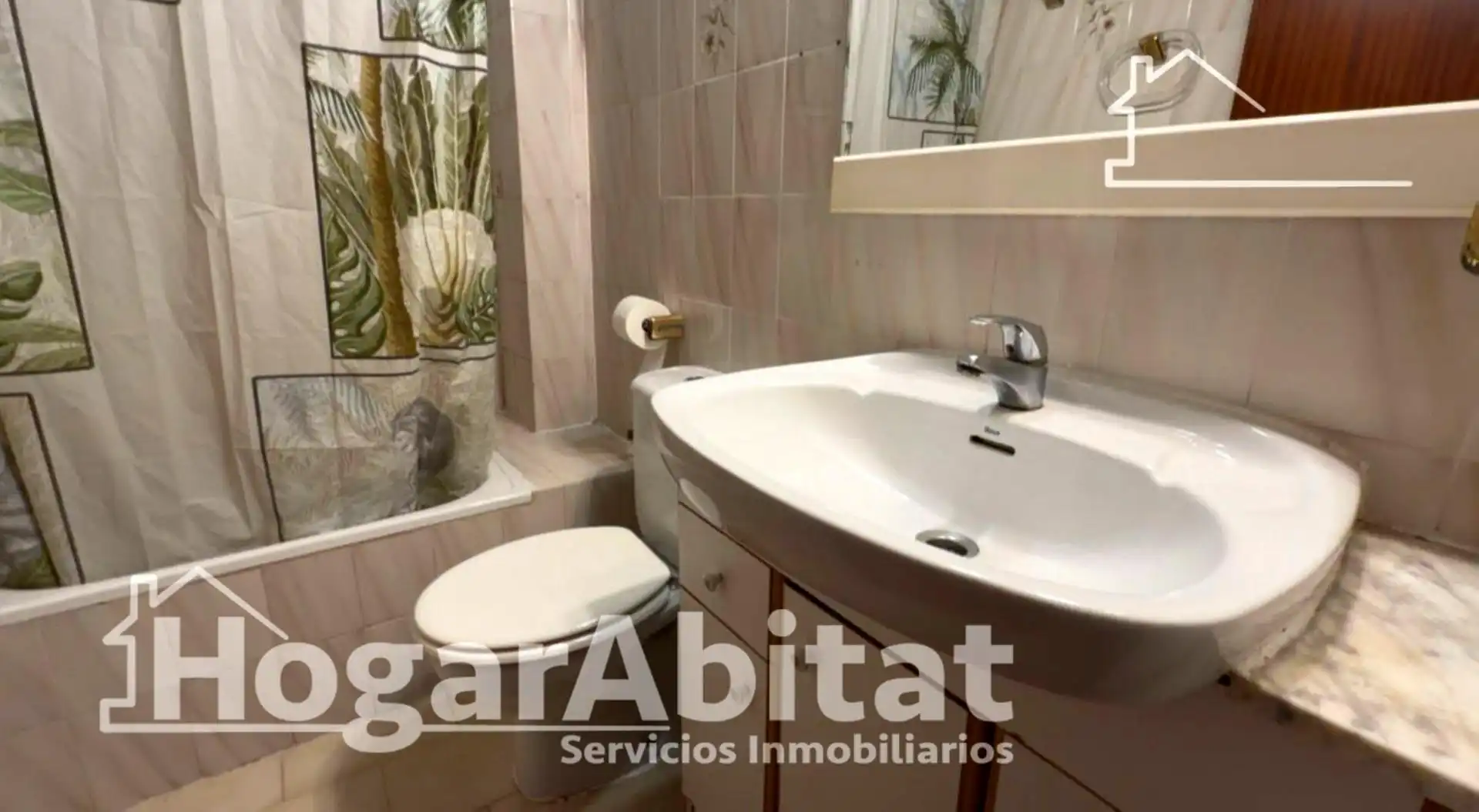 Bany de Pis en venda en Sagunto / Sagunt amb Aire condicionat, Traster i Balcó