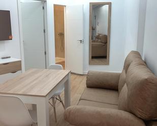 Bedroom of Flat to rent in Almendralejo  with Air Conditioner, Heating and Parquet flooring