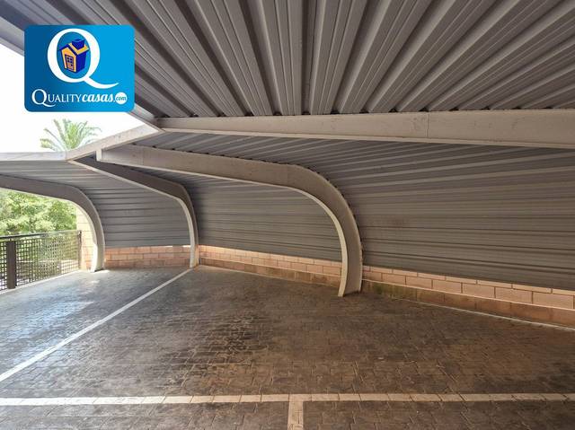 Garaje en Venta en Cabo de las Huertas