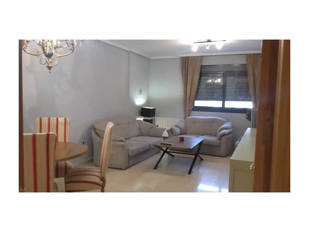 Apartament amb ascensor en venda a Centro