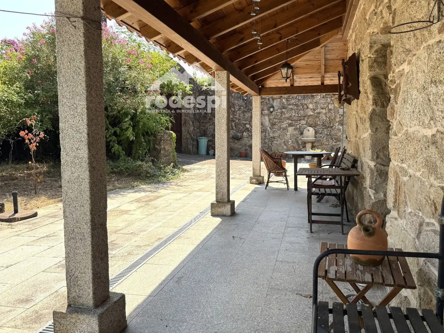 Terraza de Casa o chalet en venta en As Neves   con Calefacción, Trastero y Piscina