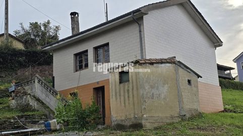 Casa a la venta en Castrillón