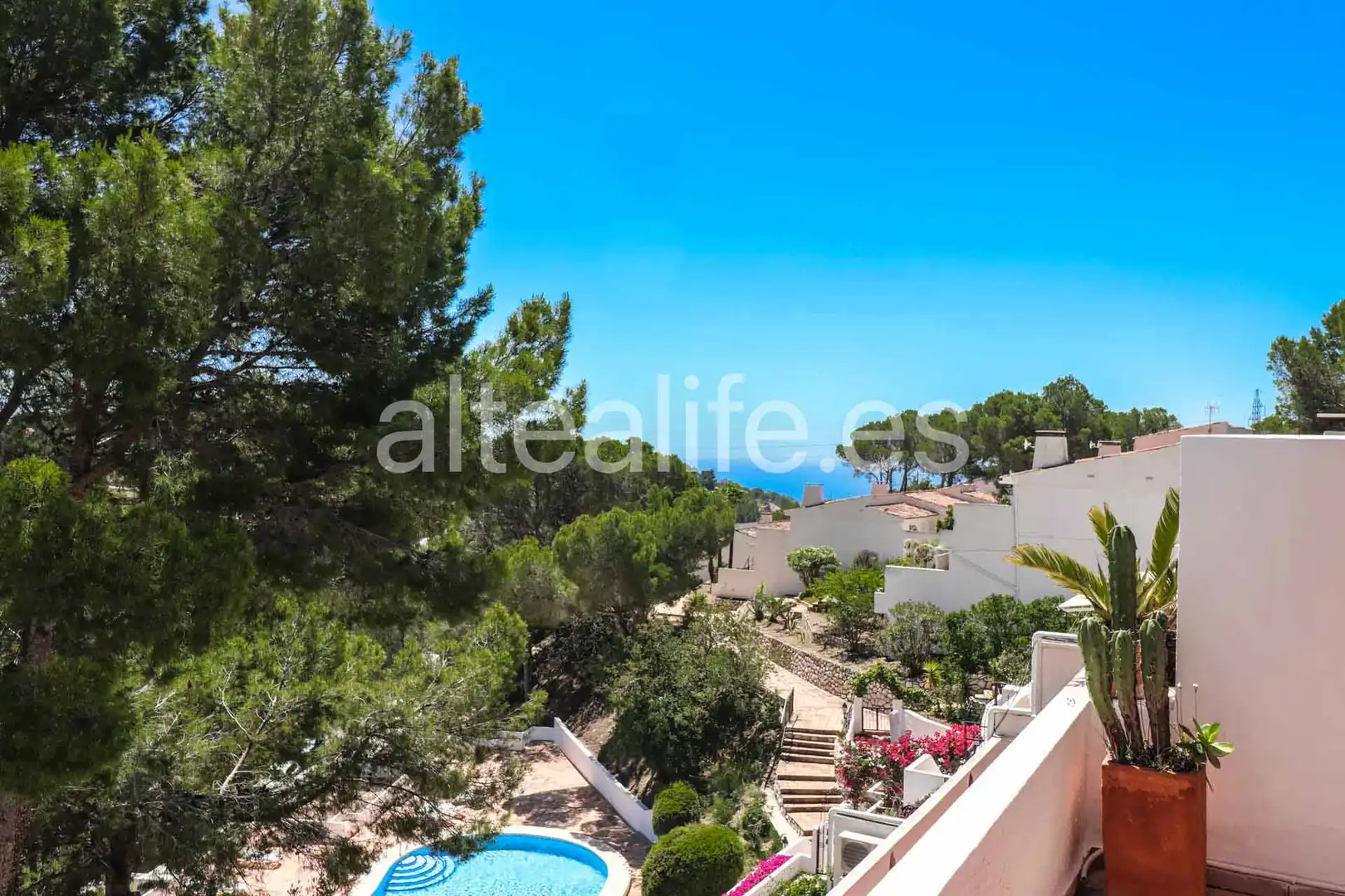 Vista exterior de Apartamento en venta en Altea con Aire acondicionado, Terraza y Piscina comunitaria
