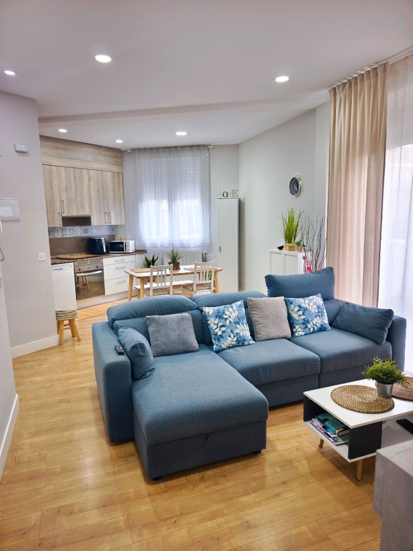 Flat for rent in Calle Madrid, Casco Antiguo - La Dehesa - Los Monteros