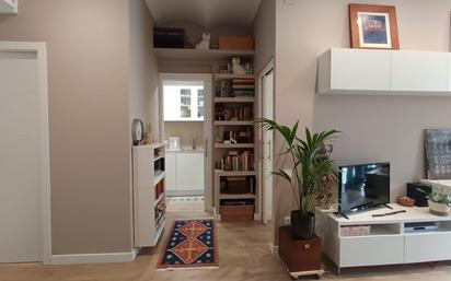 Living room of Flat for sale in L'Hospitalet de Llobregat  with Air Conditioner, Heating and Terrace