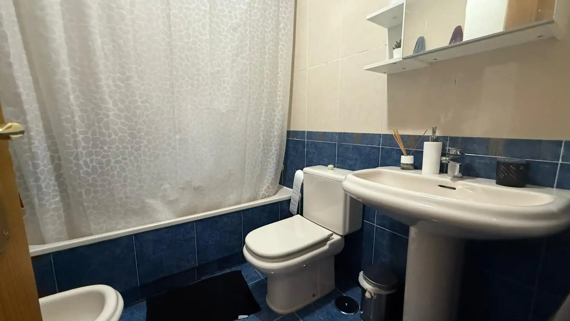 Baño de Apartamento en venta en Villanueva de la Cañada