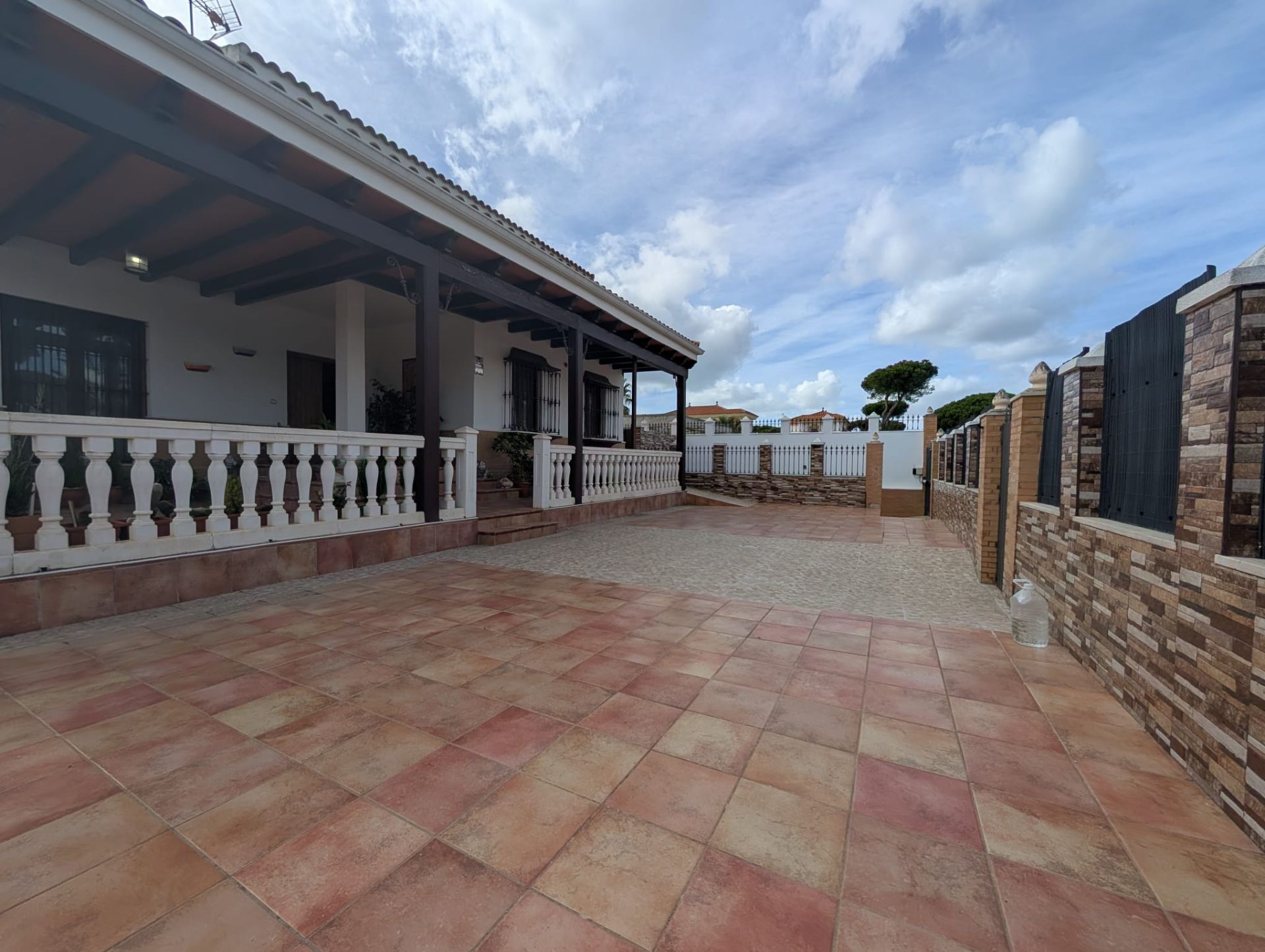 Terrace of House or chalet for sale in El Portil  with Air Conditioner, Furnished and Community pool