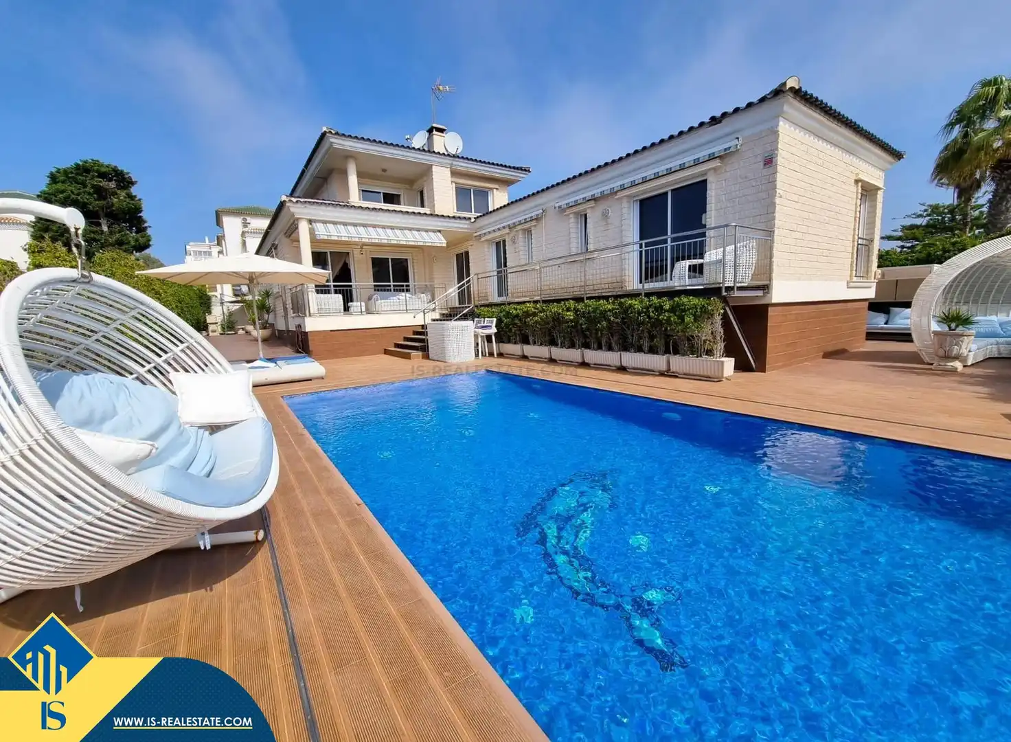 Villa mit Garten zum Verkauf in La Mata