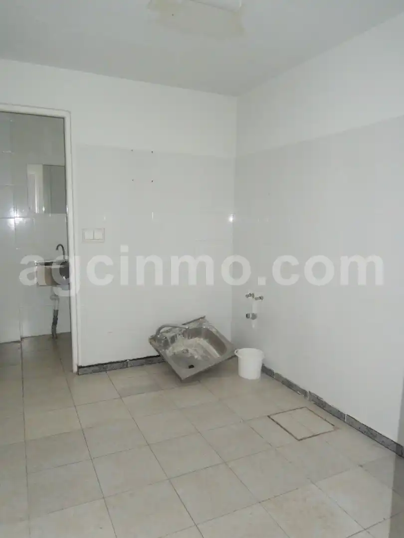 Bathroom of Commercial properties for sale in Laguna de Duero