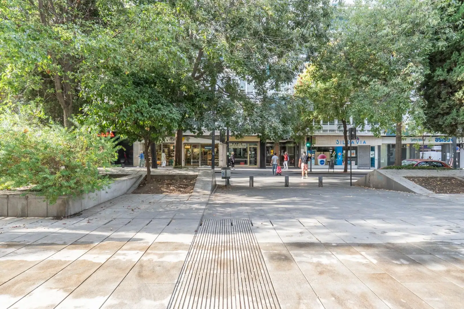 Local comercial en venda a Avenida Avenida de la Constitución 25, imagen 4
