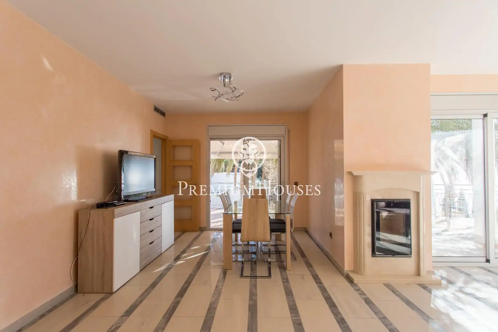 Casa con piscina in vendita a Montgoda, imagen 6
