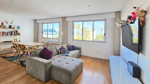 Piso en Venta en C. d' Antonio Ponz en La Malva-rosa