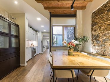 Ground floor for sale in Gràcia