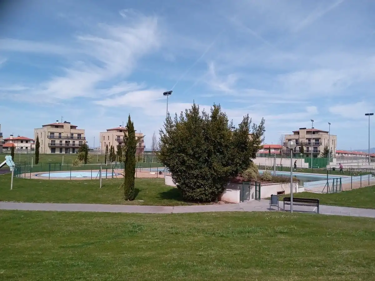 Swimming pool of Flat for sale in Manzanares de Rioja, La Rioja