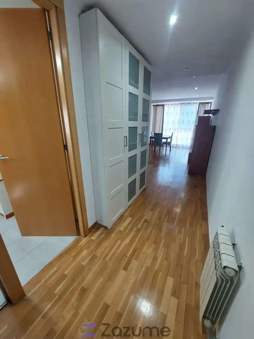 Piso de alquiler en Pontevedra Capital  con Calefacción, Trastero y Amueblado
