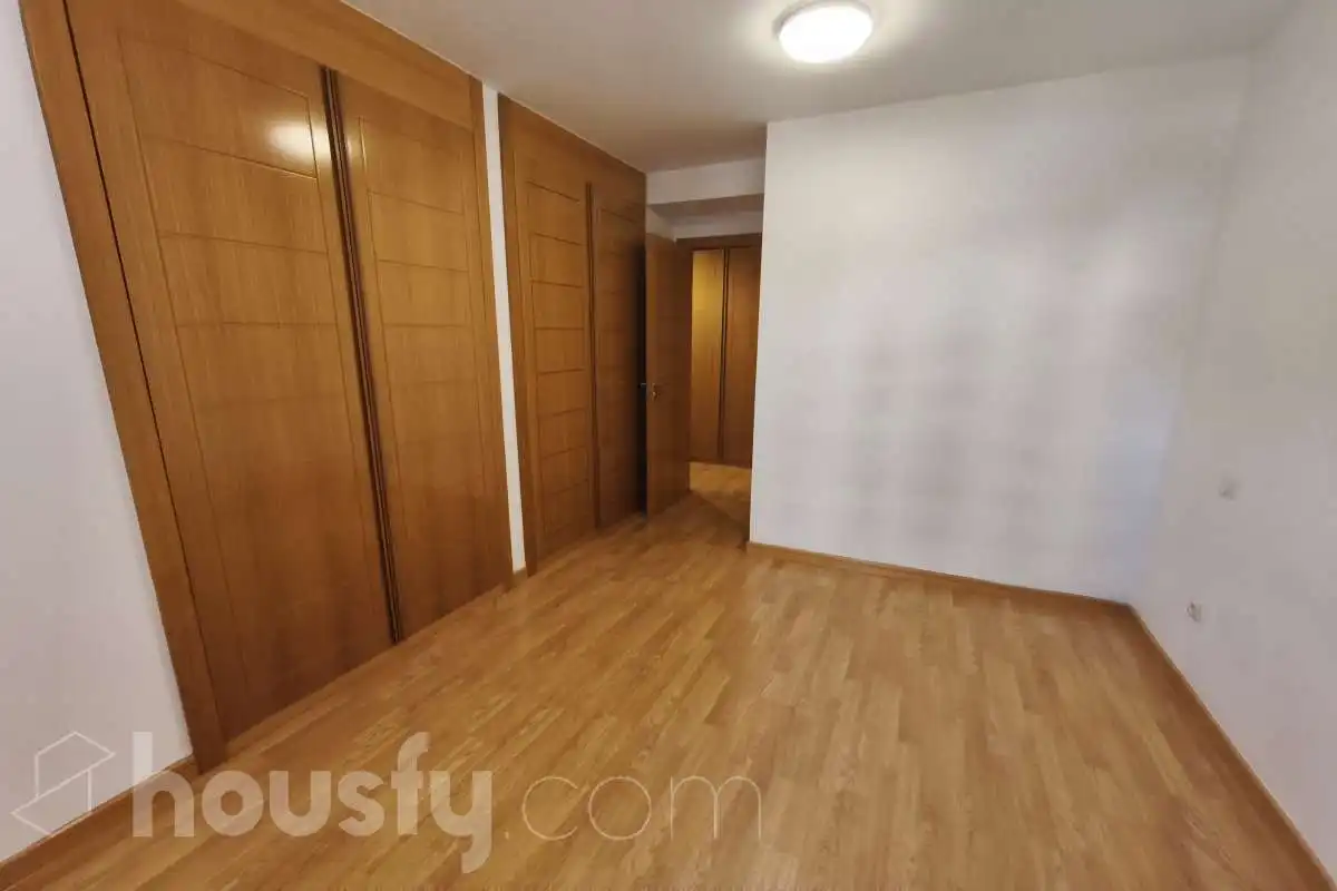 Wohnung zur Miete in Avenida de la Osa Menor, Sur - PAU 4
