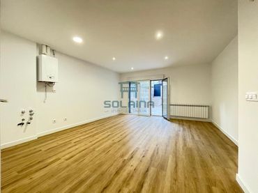Mini appartamento con ascensore in vendita a A Carballeira
