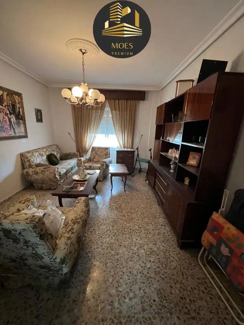 Flat with lift for sale in Martos