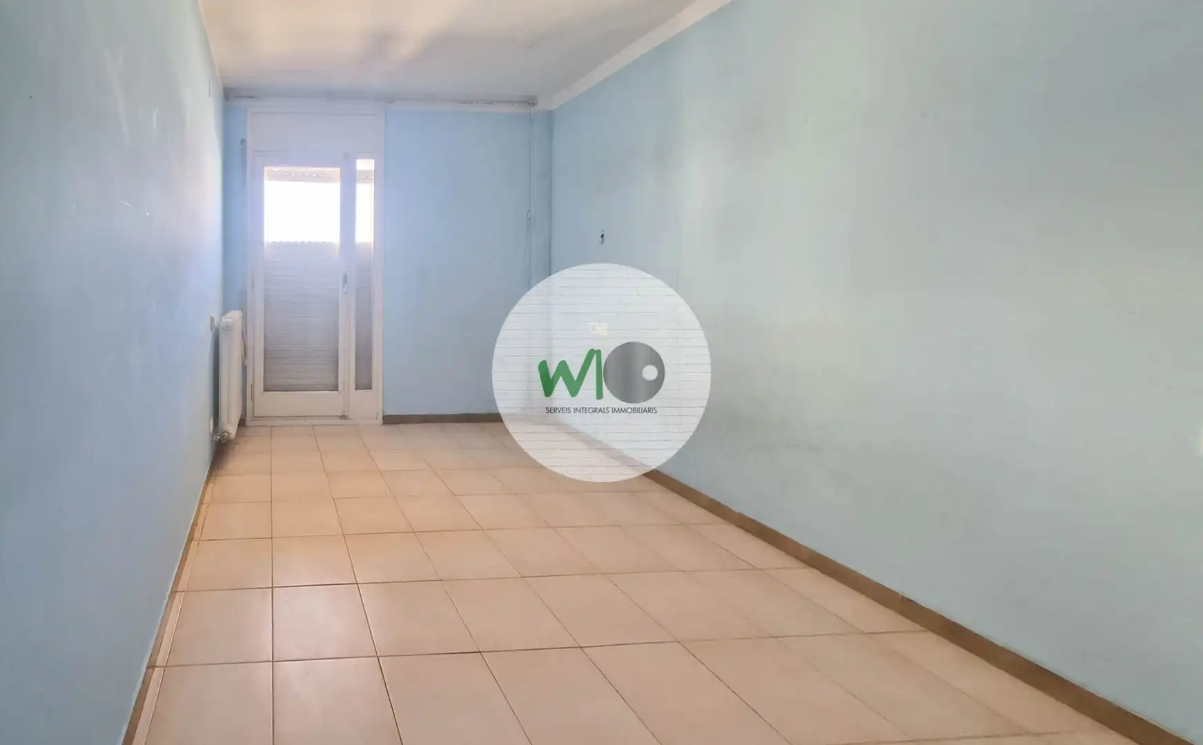 Piso en venta en Girona con Terraza y Balcón