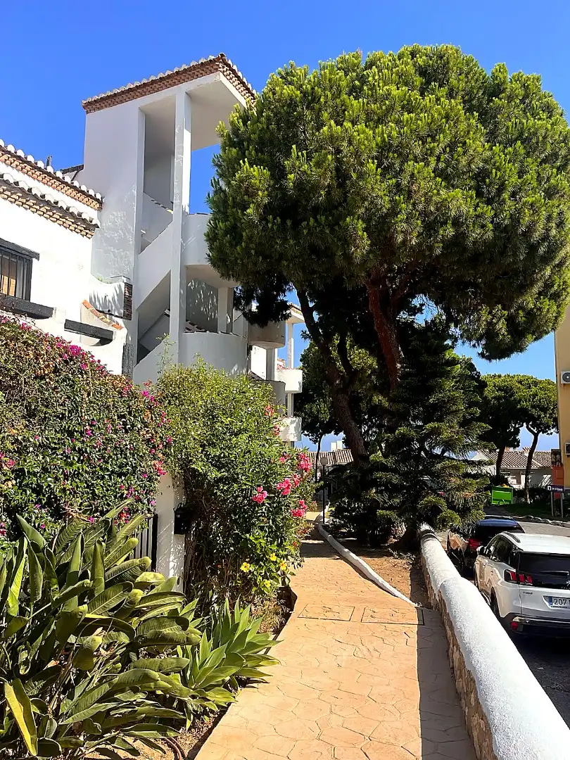 Exterior view of Attic for sale in Mijas  with Air Conditioner, Terrace and Furnished
